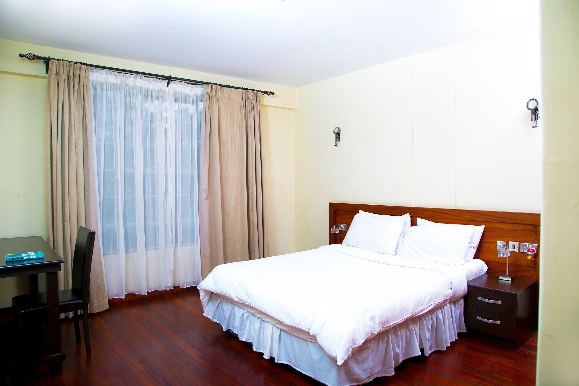 Batians Apartment Hotel Nairobi Exteriér fotografie